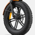 Sähköfatbike asfalttitiellä – tasainen ja hiljainen ajokokemus