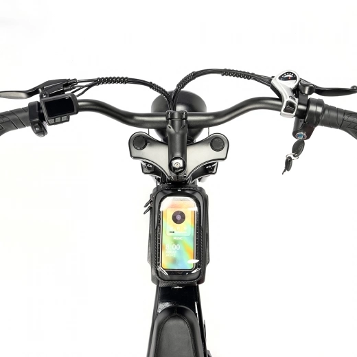 Ridstar Q20 mini sähköfatbike parkissa Kruunuvuorenrannassa