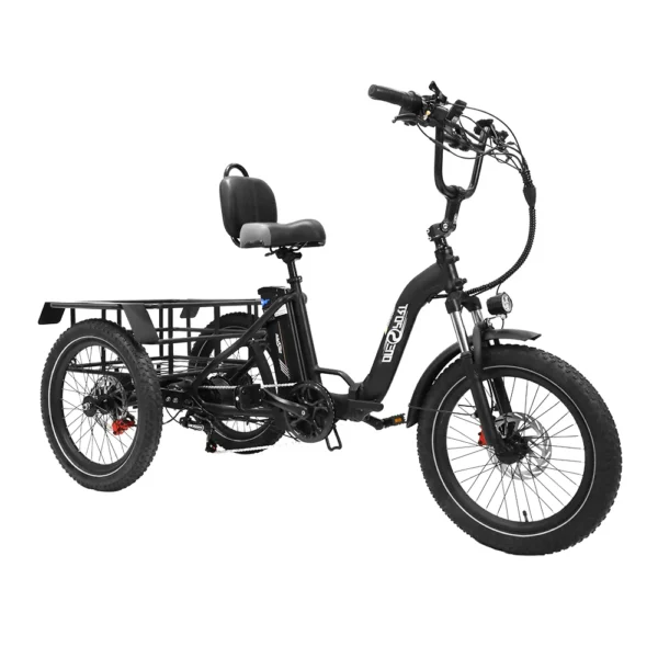 Onesport OT30 sähköfatbike edestä kuvattuna Kruunuvuorenrannassa